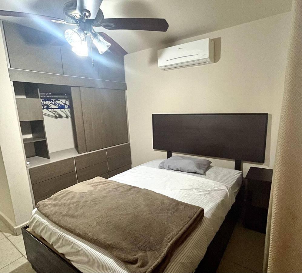 Altabrisa Residencial Villa Monterrey Exteriör bild